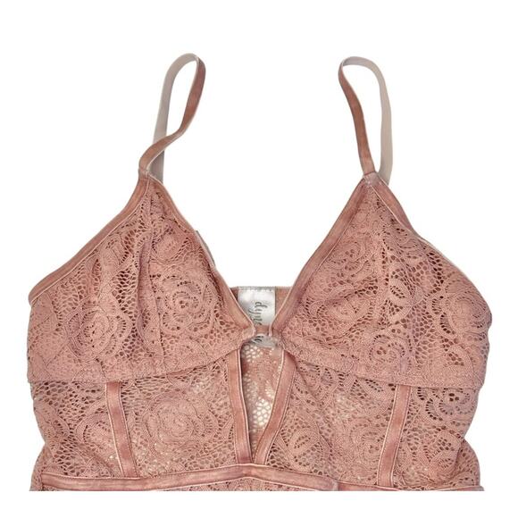 DYNAMIC Pink Lace Bodysuit Shear Cut Out Playsuit Boudoir Lingerie One Size - Picture 6 of 10